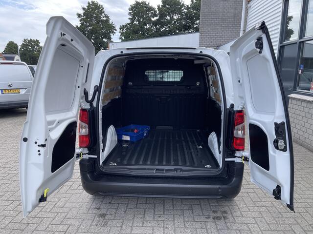 Peugeot PARTNER 1.2 PureTech Premium / benzine grijs kenteken / vaste prijs rijklaar ¤ 13.450 ex btw / airco / cruise control / schuifdeur / navigatie / armsteun / euro 6 / lease vanaf ¤ 227