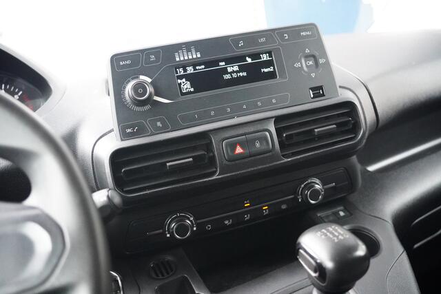 Peugeot PARTNER 1.2 Benzine, AIRCO, 3-ZITS, BTW-VRIJ / MARGE