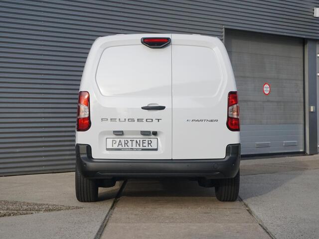 Peugeot PARTNER e-Partner L2 50 kWh | 0% rente | Navigatie incl. Apple Carplay | camera's | parkeersensoren voor & achter | dodehoek detectie | Comfort stoel | rijklaarprijs