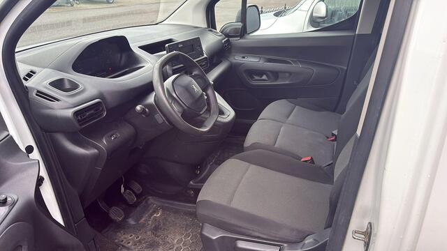 Peugeot PARTNER 1.2 Airco 3 Persoons Dealer onderhouden