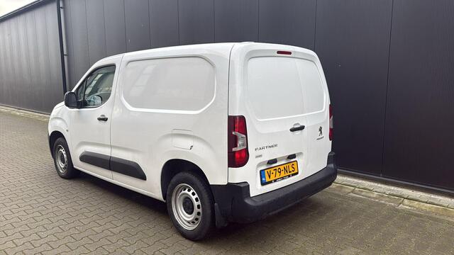 Peugeot PARTNER 1.2 Airco 3 Persoons Dealer onderhouden