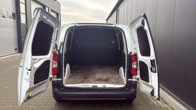 Peugeot PARTNER 1.2 Airco 3 Persoons Dealer onderhouden