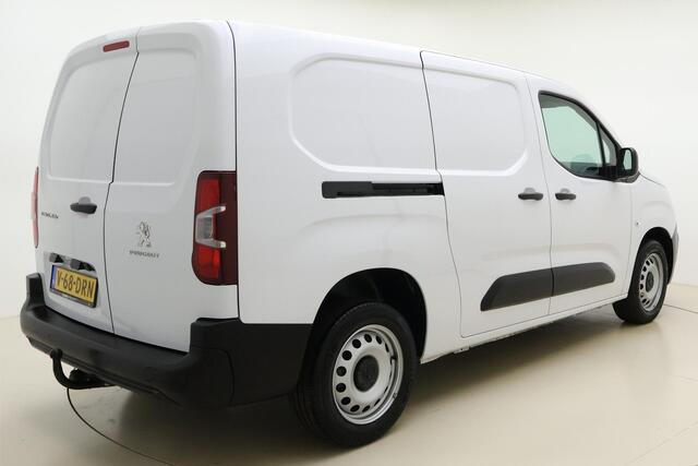 Peugeot PARTNER 1.5 BlueHDi 130pk S&S L2 | Trekhaak | Navigatie | Airco | Parkeercamera/-sensoren | Apple Carplay/Android Auto | Erg netjes!! |