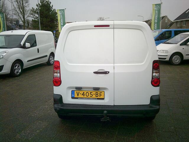 Peugeot PARTNER 120 1.6 BlueHDi 75 L1 XR VOORZIEN VAN TREKHAAK !!! EURO 6 !! BTW VRIJ