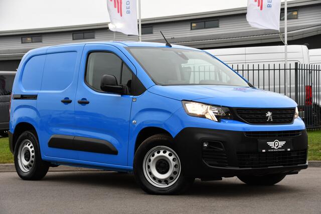 Peugeot PARTNER e-Partner 136 L1 50 kWh Premium Camera, Cruise, Carplay, Carplay, 136pk, Multimedia, Sensoren, Uniek!