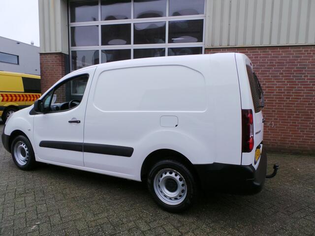 Peugeot PARTNER 122 1.6 BlueHDi 100 L2 XL Airco,Cruise,Schuifdeur,Trekhaak d-riem vv