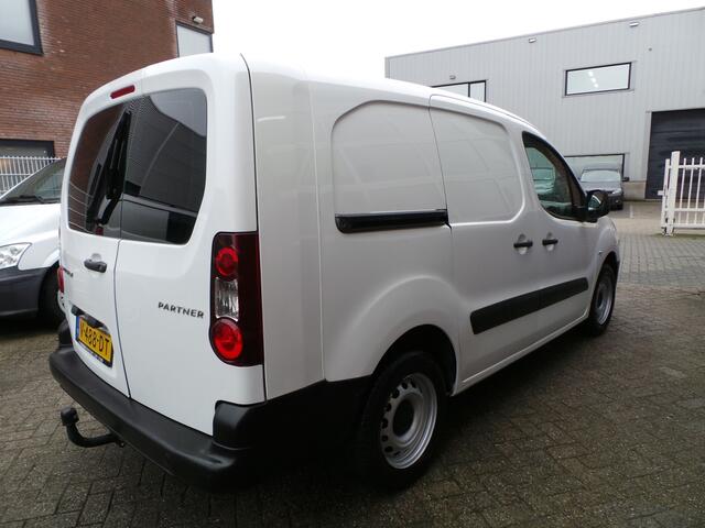 Peugeot PARTNER 122 1.6 BlueHDi 100 L2 XL Airco,Cruise,Schuifdeur,Trekhaak d-riem vv