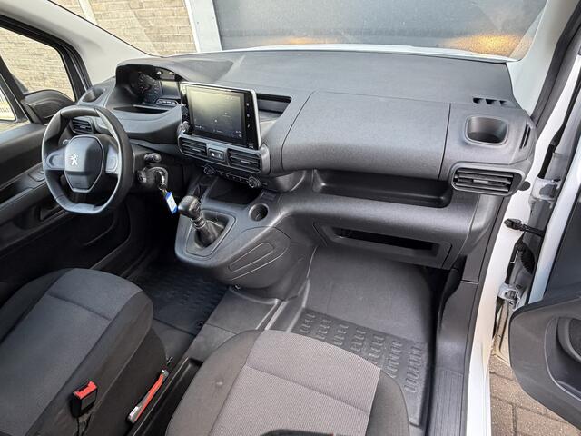 Peugeot PARTNER 1.2 PureTech Premium CarPlay/cruise control/navigatie systeem