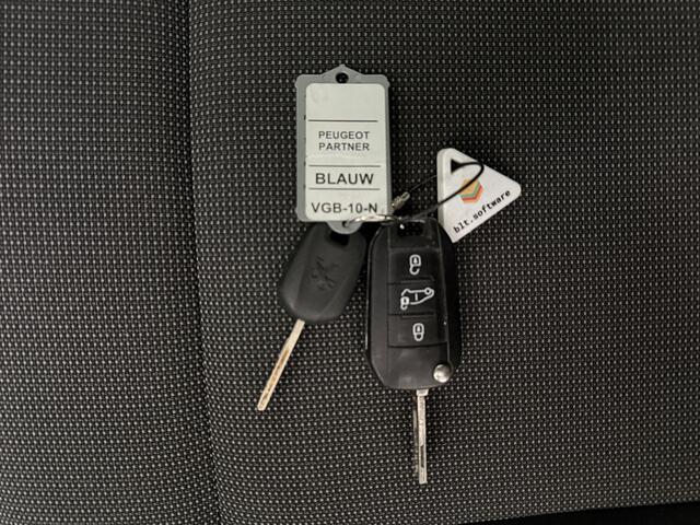 Peugeot PARTNER 1.5 BlueHDI 130PK Asphalt | 3-Persoons | Navigatie | Camera | Airco | Cruise