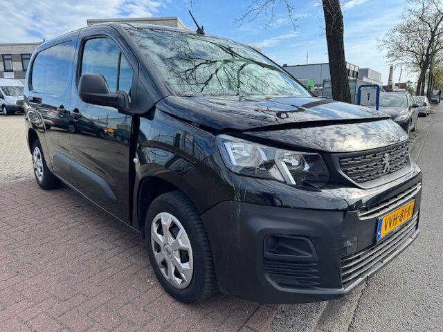 Peugeot PARTNER 1.5 BlueHDi 100 L2 3zits Airco,Cruisecontrol VOORSCHADE