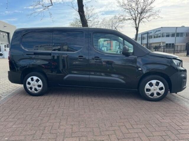Peugeot PARTNER 1.5 BlueHDi 100 L2 3zits Airco,Cruisecontrol VOORSCHADE
