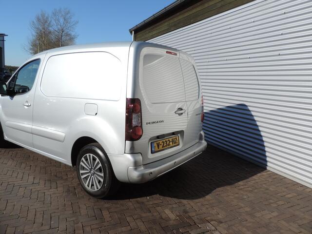 Peugeot PARTNER 120 1.6 BlueHDi 75 L1 Première lage km