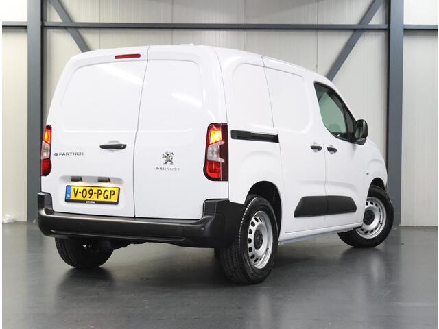 Peugeot PARTNER e-Partner Asphalt 50 kWh 136PK | NIEUW!! | AUTOMAAT | Armsteun | Airco | Cruise Control | Parkeersensoren | Centrale Deurvergrendeling Met Afstandsbediening | Schuifdeur |