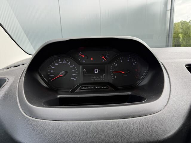Peugeot PARTNER 1.5 BlueHDi 102 PK / L1H1 / 1e EIG. / AIRCO / CRUISE / CARPLAY / SCHUIFDEUR / ZEER NETJES!