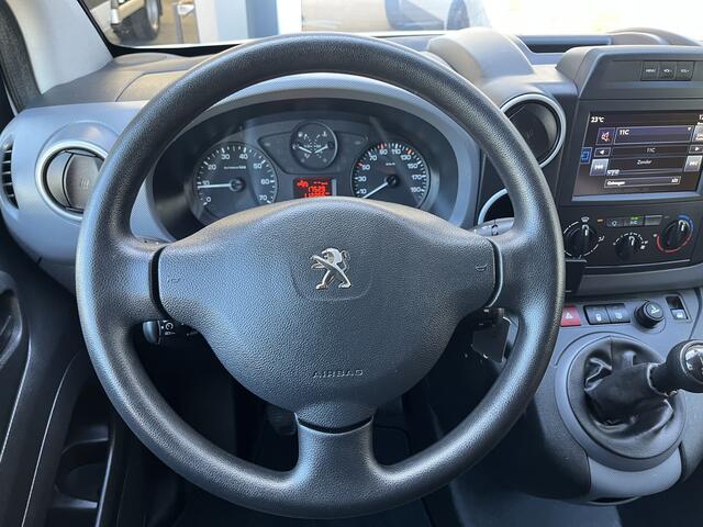 Peugeot PARTNER 120 1.6 BlueHDi Airco Cruise controle Trekhaak 1250kg trekgewicht 3-Peroons Parkeerhulp achter Schuifdeur Kastinrichting Euro 6 Bpm vrij voor particulier gebruik!!