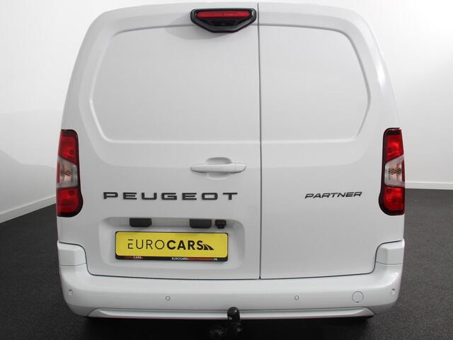 Peugeot PARTNER 1.5 BlueHDi 130 EAT8 S&S L2 Automaat Navigatie Apple Carplay / Android Auto DAB trekhaak Cruise Control Airco Houten bekleding laadruimte