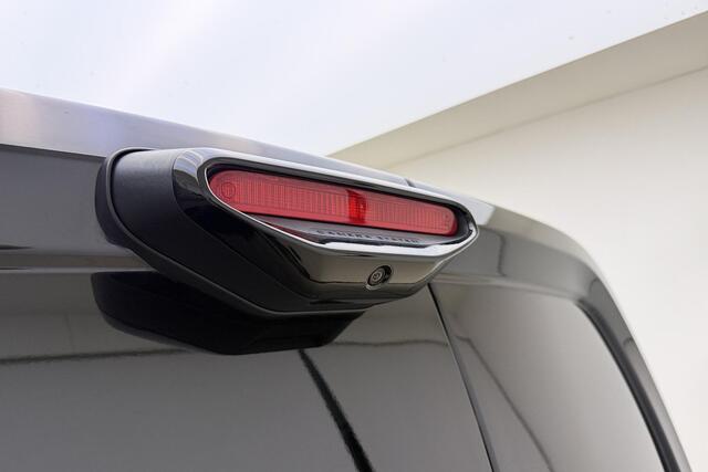 Peugeot PARTNER 1.5 BlueHDi 130 EAT8 S&S L1 | Afneembare Trekhaak | Houten laadvloer | Automaat | Navigatie | Digitale achteruitkijkspiegel | Android Auto/Apple Carplay