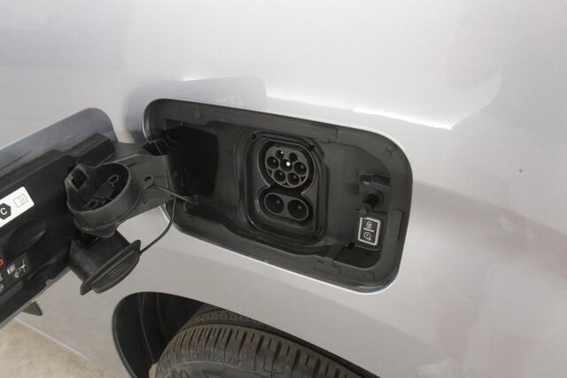 Peugeot PARTNER e-Partner Citroën e-Berlingo 50 kWh | Snelladen | SOH 98% | Airco | Cruise | Elektrpakket