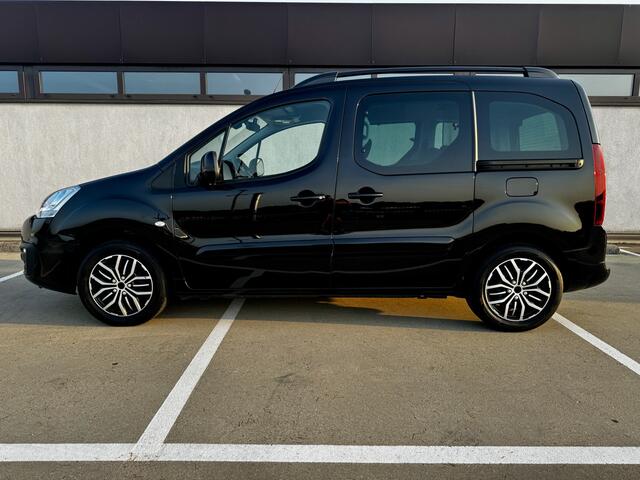 Peugeot PARTNER TEPEE 1.2 PureTech Allure 110 PK | Navi | Cruise | ECC Airco | dakrails | Stoelverw. | % Bovag Occasion partner%
