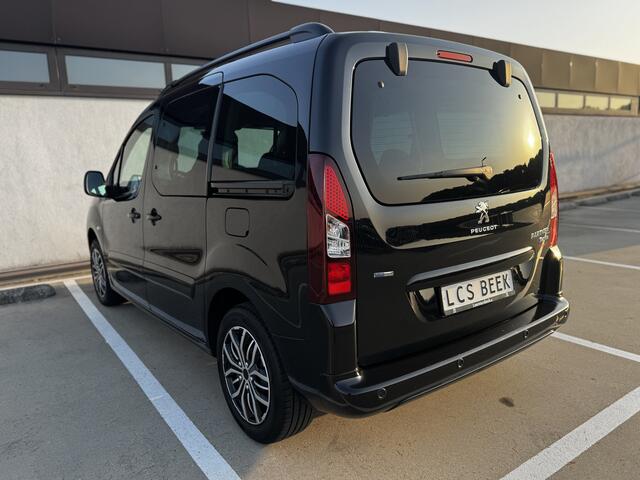 Peugeot PARTNER TEPEE 1.2 PureTech Allure 110 PK | Navi | Cruise | ECC Airco | dakrails | Stoelverw. | % Bovag Occasion partner%
