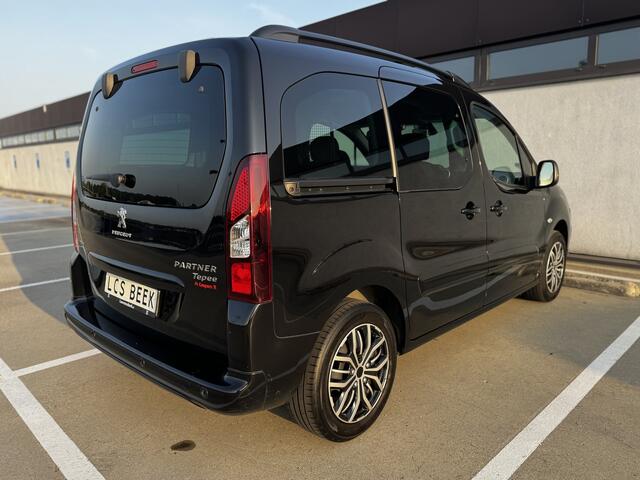 Peugeot PARTNER TEPEE 1.2 PureTech Allure 110 PK | Navi | Cruise | ECC Airco | dakrails | Stoelverw. | % Bovag Occasion partner%
