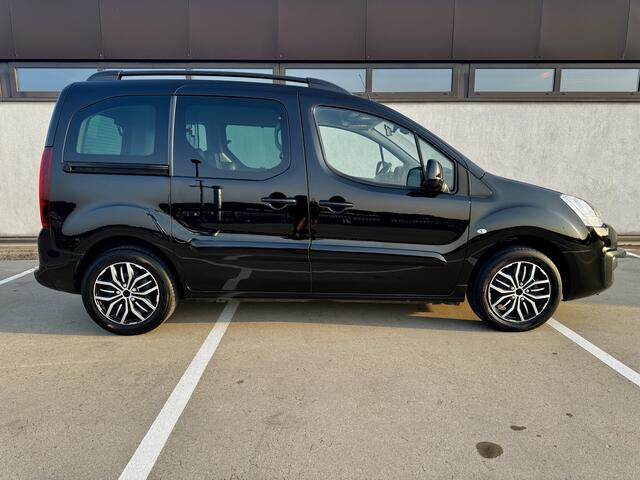 Peugeot PARTNER TEPEE 1.2 PureTech Allure 110 PK | Navi | Cruise | ECC Airco | dakrails | Stoelverw. | % Bovag Occasion partner%