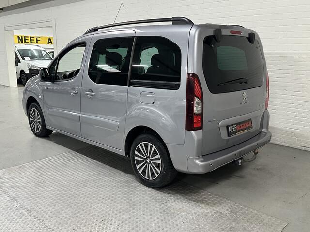 Peugeot PARTNER TEPEE 1.2 PureTech Active AIRCO / CRUISE / TREKHAAK Dis.riem vervangen bij 73784 km