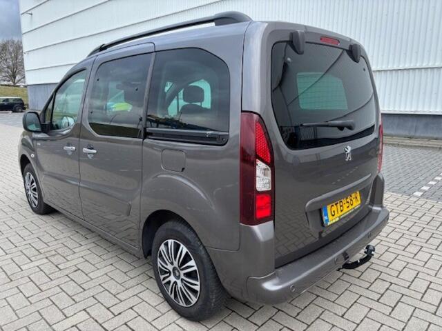 Peugeot PARTNER TEPEE 1.2 PureTech Allure