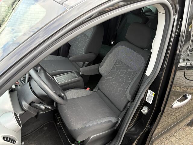 Peugeot PARTNER TEPEE 1.2 110pk Style Navigatie