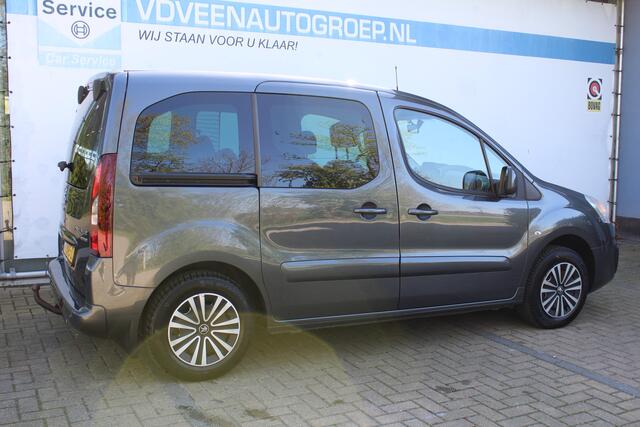Peugeot PARTNER TEPEE 1.2 PureTech Active | Parkeersensoren V/A | Achteruitrijcamera | Cruise controle | Radio | Elektrische ramen V | Trekhaak | Airco | Navigatie |