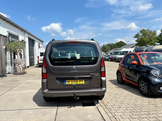 Peugeot PARTNER TEPEE 1.2 Benzine !!! 2017 | 1 Eigenaar | Dealeronderhouden | Trekhaak | Garantie | Marge zondag open 12-7-26