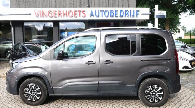 Peugeot Rifter 130 Pk Benzine * AUTOMAAT * Hele Luxe Allure * * Panoramadak * Spotify en Navigatie via Android Auto / Apple Car Play * Achteruitrij Parkeer Camera * Voor en Achter Sensoren * Climate & Cruise Control * Vingerhoets; Vierde Generatie Eersteklas Service !