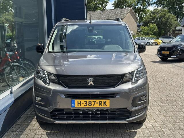 Peugeot Rifter 1.2 Turbo 130 PK GT-Line | Volledig Dealer Onderhouden | Meest Complete Uitvoering | Ruime MPV met Hoge Zitpositie | Navigatie | 2x Zijschuifdeur | Achterklep met Separate Ruit | 3 Losse Stoelen Achter | Climate Control | Keyless Entry | Camera | Parkeers