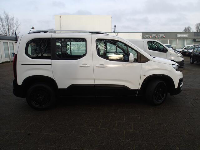 Peugeot Rifter 1.2 Puretech Allure ZEER NETTE AUTO!!!