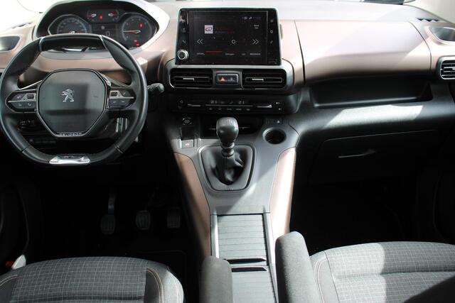 Peugeot Rifter 1.2 Puretech GT-Line | Trekhaak | Cruise Control | Parkeersensoren Achter | All Season Banden