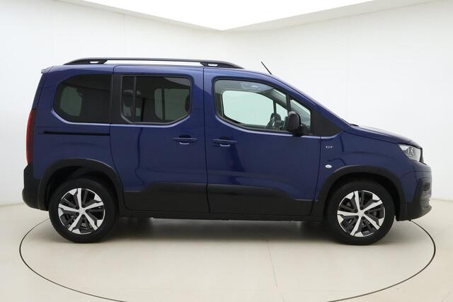 Peugeot Rifter 1.2 Puretech GT-Line | Automaat | Trekhaak | Keyless entry en start | Schuifdeur links en rechts | Achteruitrijcamera | Navigatie | Climate control | Apple carplay