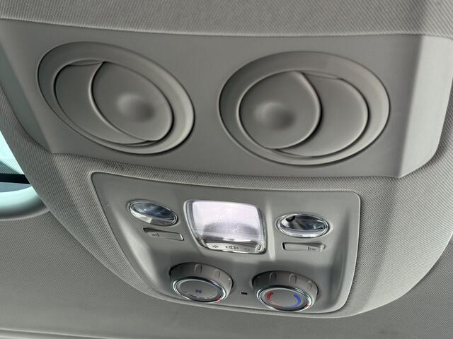 Peugeot Traveller E-Traveller 75 kwh Long | 8 Personen | Elektrisch | Elektrische deuren |