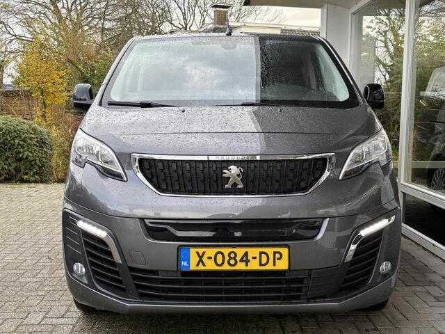 Peugeot Traveller e-Traveller Long 75 kWh | 8 Persoons | tot 348km WLTP | Lederen bekleding | Stoelverwarming | Achteruitrijcamera | Navigatie | Dubbele schuifdeur |