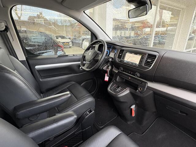Peugeot Traveller e-Traveller Long 75 kWh | 8 Persoons | tot 348km WLTP | Lederen bekleding | Stoelverwarming | Achteruitrijcamera | Navigatie | Dubbele schuifdeur |
