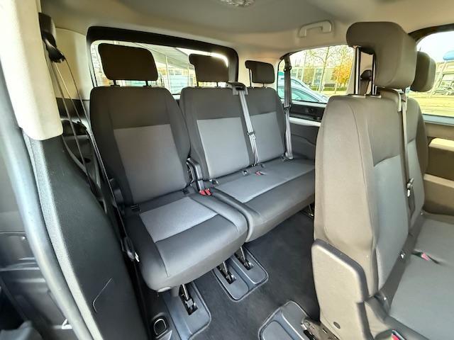 Peugeot Traveller e-Traveller 50 kWh Business 2x schuifdeur camera pdc cruise 9 persoons