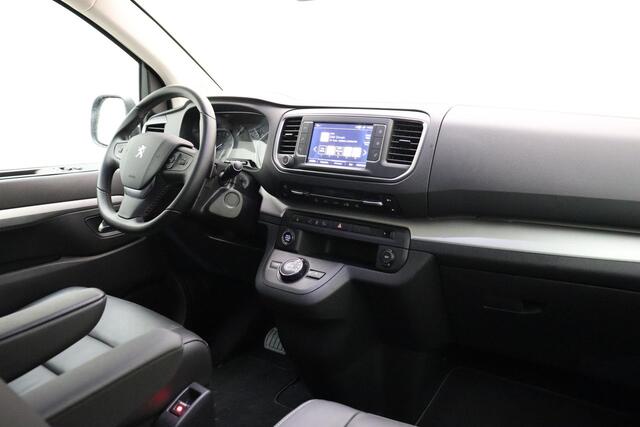 Peugeot Traveller 2.0 BlueHDi Business VIP Long S&S 180 PK | Automaat | Luxe uitvoering | 7 Zitplaatsen | Lederen bekleding | Elektrische schuifdeuren | Sidebars | Trekhaak | VOL opties