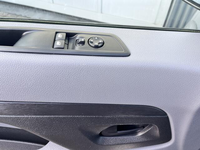 Peugeot Traveller 1.5 BlueHDi XL Marge BTW en BPM vrij!! Airco Cruise controle Navigatiesysteem Personenvervoer 8-Persoons Parkeerhulp achter Apple carplay 1e eigenaar Euro 6 Bpm en Btw vrij voor particulier