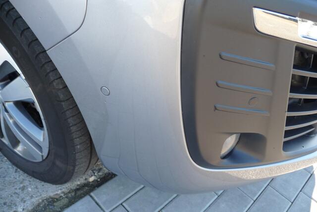 Peugeot Traveller 2.0 BlueHDi 180 Business Long S&S Autm 7 zits geel kenteken.