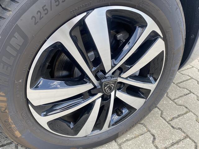 Peugeot Traveller e-Traveller Long 50 kWh 8 Persoons Stoelverwarming, 2x Schuifdeur Elektrisch & Camera