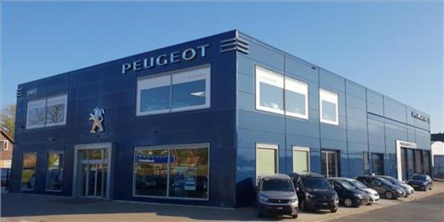 Peugeot e-2008 EV Active Pack 50 kWh NIEUW BINNEN !!! Profiteer NU nog van de ¤ 2000.- subsidie !!!