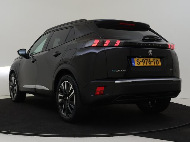 Peugeot e-2008 EV GT 50 kWh | Parkeercamera | Stoelverwarming | Navigatie