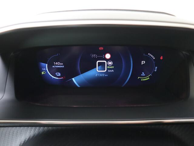 Peugeot e-2008 EV GT 50 kWh | Parkeercamera | Stoelverwarming | Navigatie
