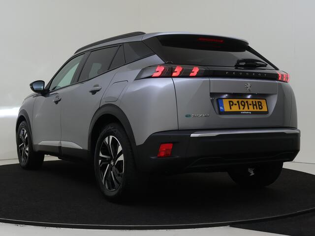 Peugeot e-2008 EV Allure Pack 50 kWh | Camera | Navigatie |