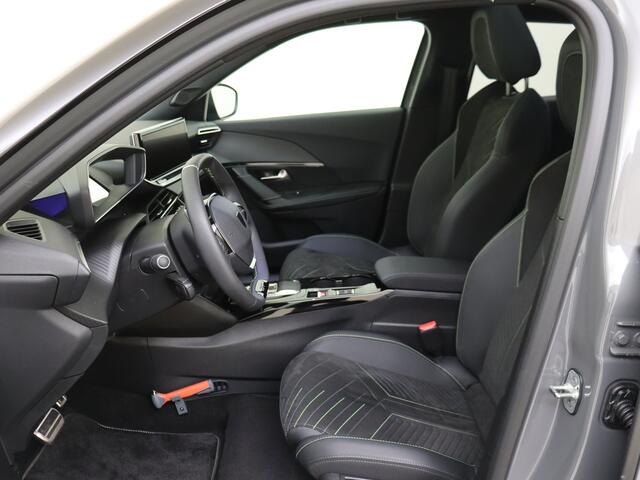 Peugeot e-2008 EV GT 54 kWh