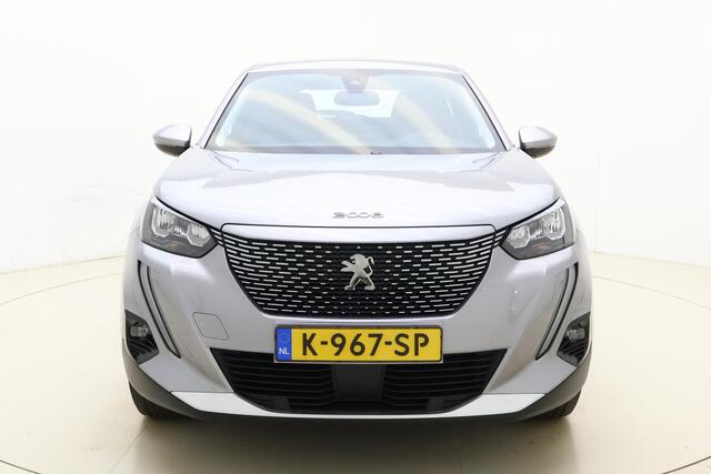 Peugeot e-2008 EV Blue Lease Active 50 kWh | Airco | Navigatie | Elektrische ramen | Licht metalen velgen | Cruise Control | Multi Functioneel Stuurwiel | Apple Carplay & Android Auto |